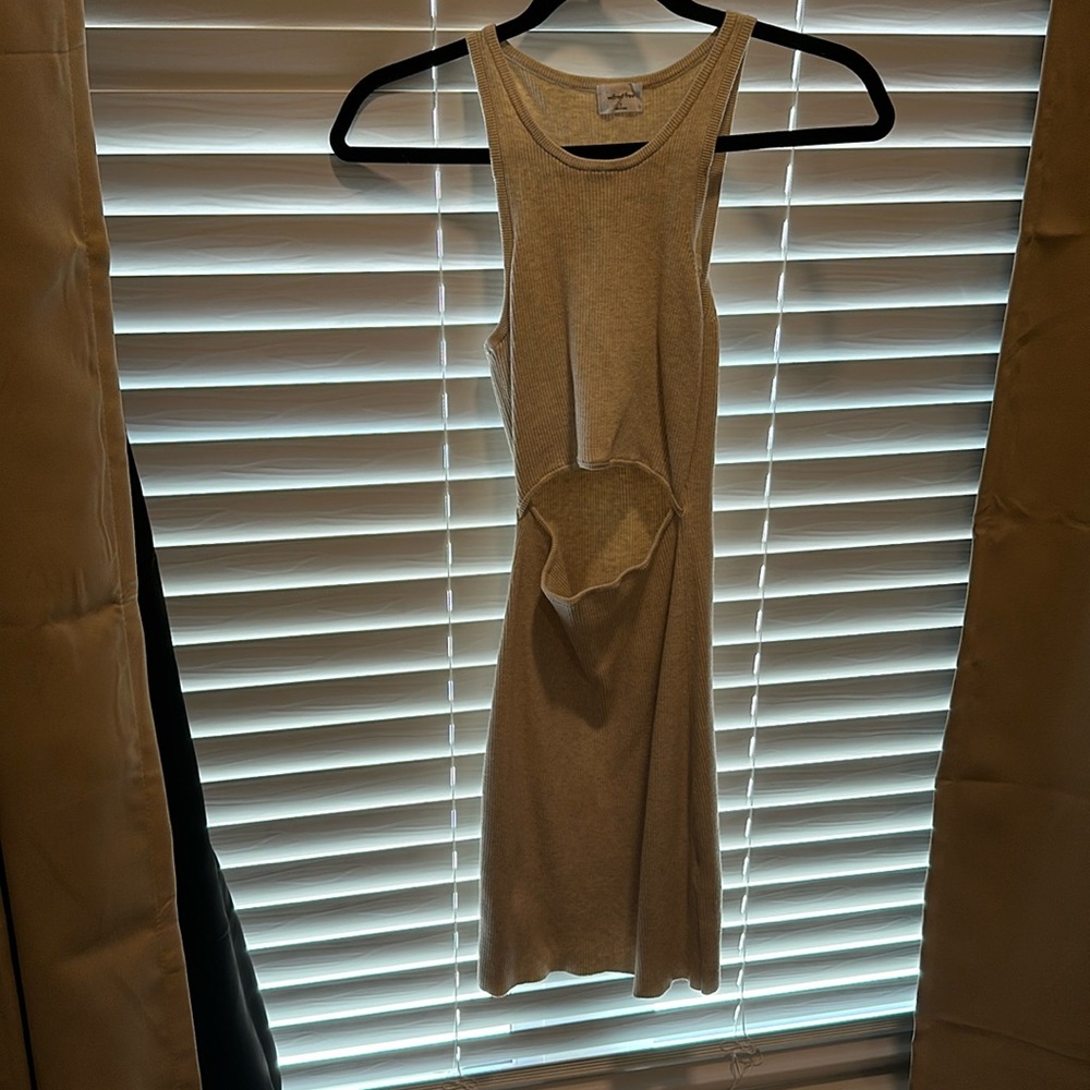 tan short artiza dress!